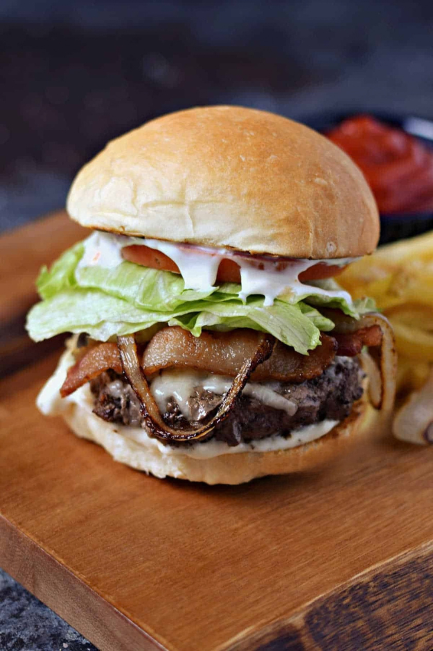 30 Hearty Hamburger Meat Recipes for When You Want Something Seriously Satisfying 30 Hearty Hamburger Meat Recipes for When You Want Something Seriously Satisfying