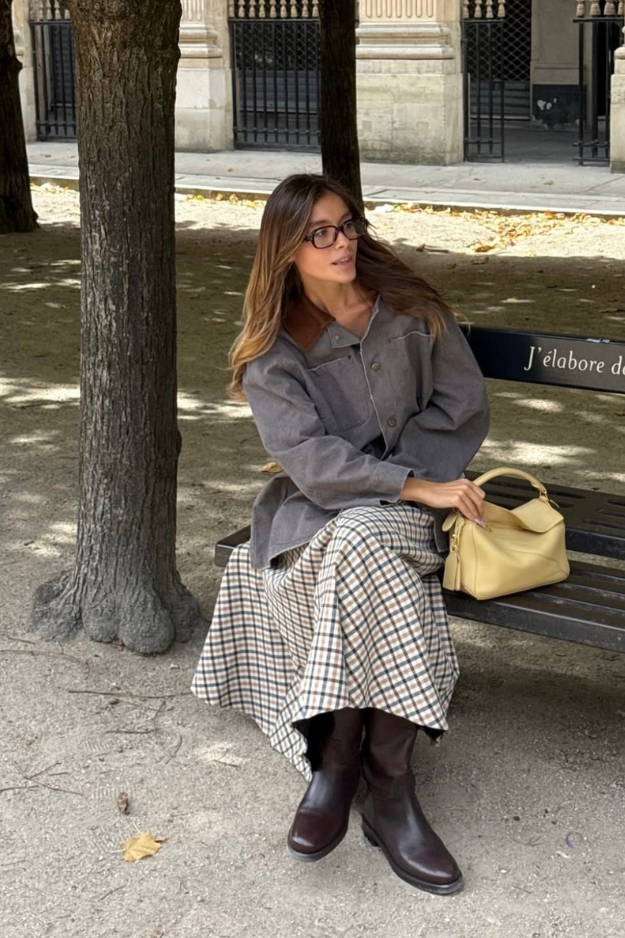 21 Winter Long Skirt Outfits That Give Effortless French-Girl Energy 21 Winter Long Skirt Outfits That Give Effortless French-Girl Energy