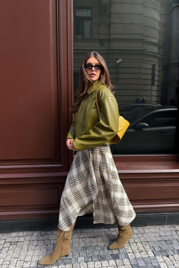 21 Winter Long Skirt Outfits That Give Effortless French-Girl Energy 21 Winter Long Skirt Outfits That Give Effortless French-Girl Energy