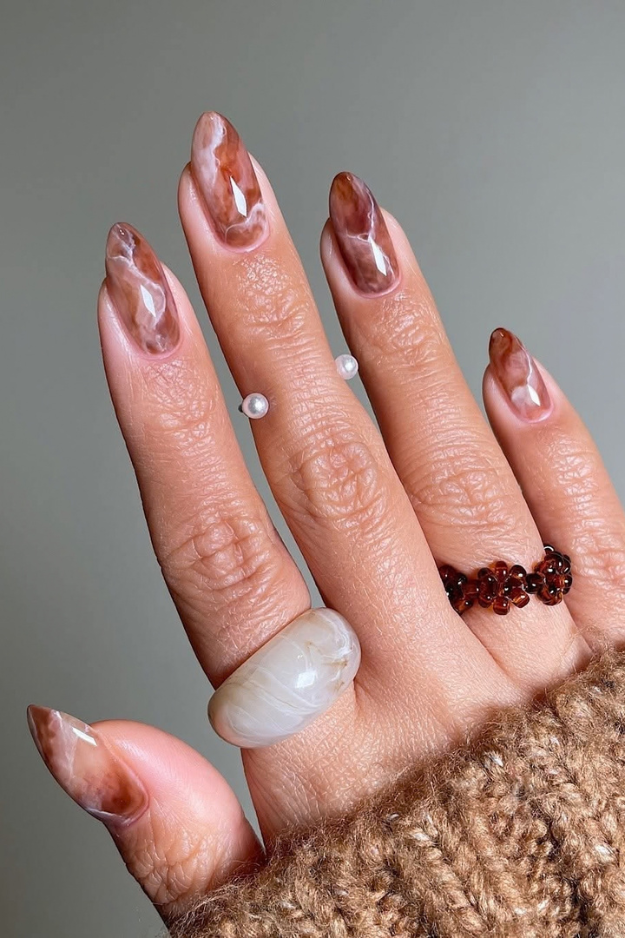 21 Gorgeous November Nail Ideas for That Perfect Late-Fall Aesthetic 21 Gorgeous November Nail Ideas for That Perfect Late-Fall Aesthetic