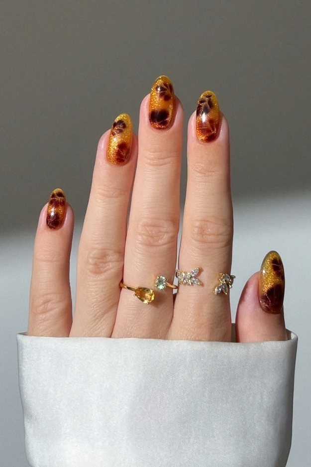 21 Gorgeous November Nail Ideas for That Perfect Late-Fall Aesthetic 21 Gorgeous November Nail Ideas for That Perfect Late-Fall Aesthetic