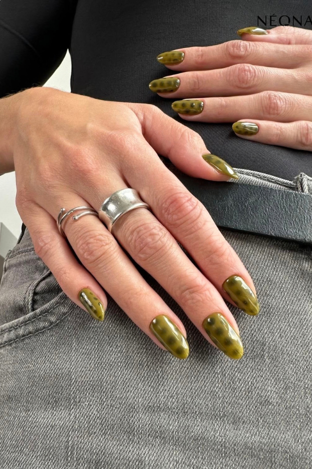 21 Gorgeous November Nail Ideas for That Perfect Late-Fall Aesthetic 21 Gorgeous November Nail Ideas for That Perfect Late-Fall Aesthetic