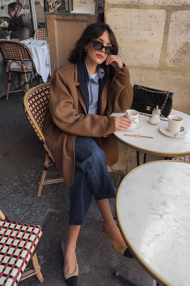 26 Paris Winter Outfits That Look Like They Belong on a French It-Girl 26 Paris Winter Outfits That Look Like They Belong on a French It-Girl