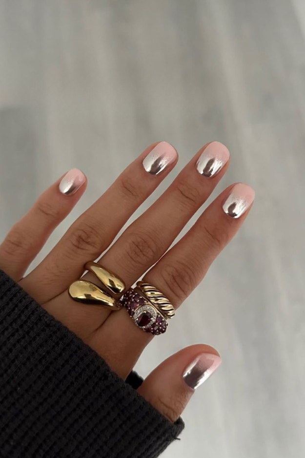 22 Goregous Short Winter Nails for Your Next Cozy-Girl Manicure 22 Goregous Short Winter Nails for Your Next Cozy-Girl Manicure