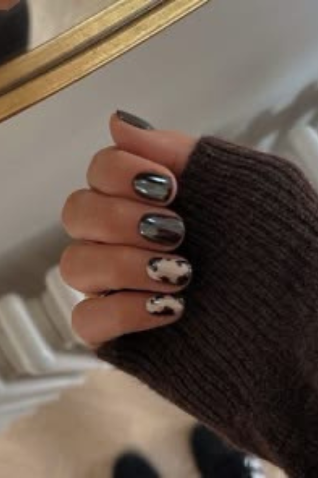 22 Goregous Short Winter Nails for Your Next Cozy-Girl Manicure 22 Goregous Short Winter Nails for Your Next Cozy-Girl Manicure