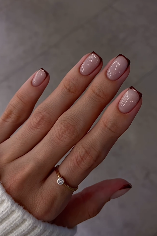 22 Goregous Short Winter Nails for Your Next Cozy-Girl Manicure 22 Goregous Short Winter Nails for Your Next Cozy-Girl Manicure