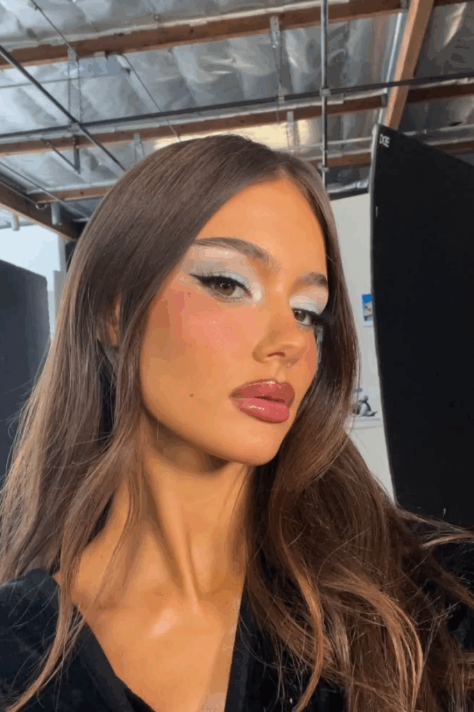 10 Hottest Winter Makeup Trends That Make Your Skin Look Expensive 10 Hottest Winter Makeup Trends That Make Your Skin Look Expensive