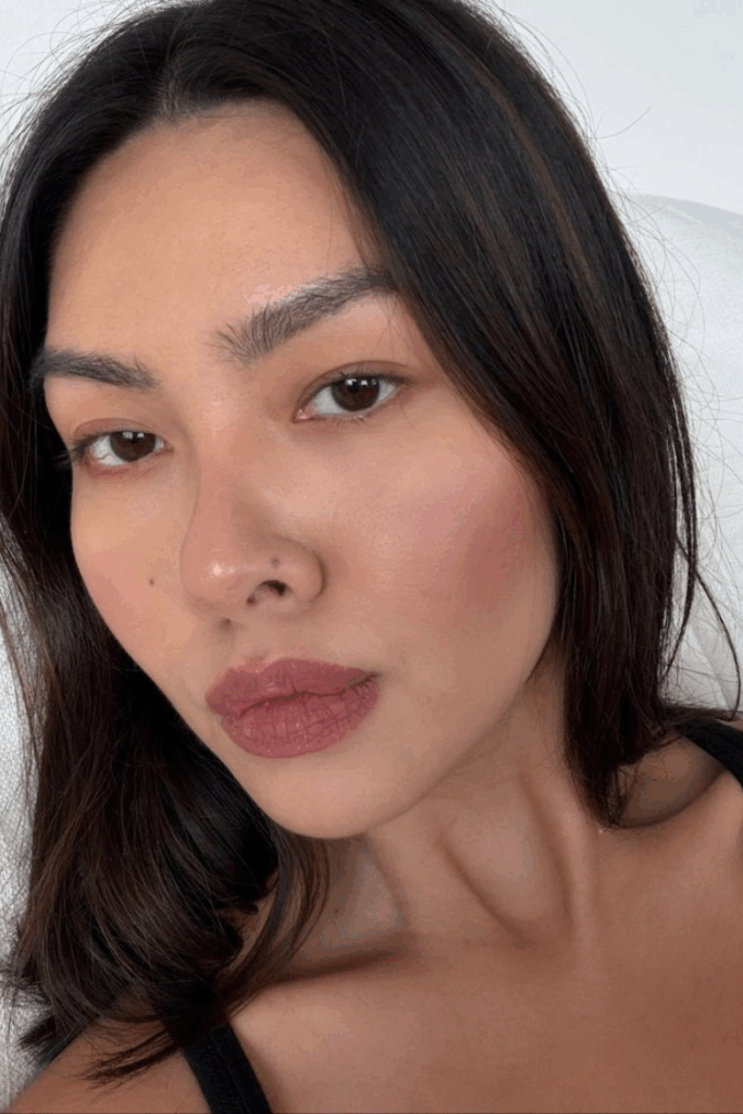 10 Hottest Winter Makeup Trends That Make Your Skin Look Expensive 10 Hottest Winter Makeup Trends That Make Your Skin Look Expensive