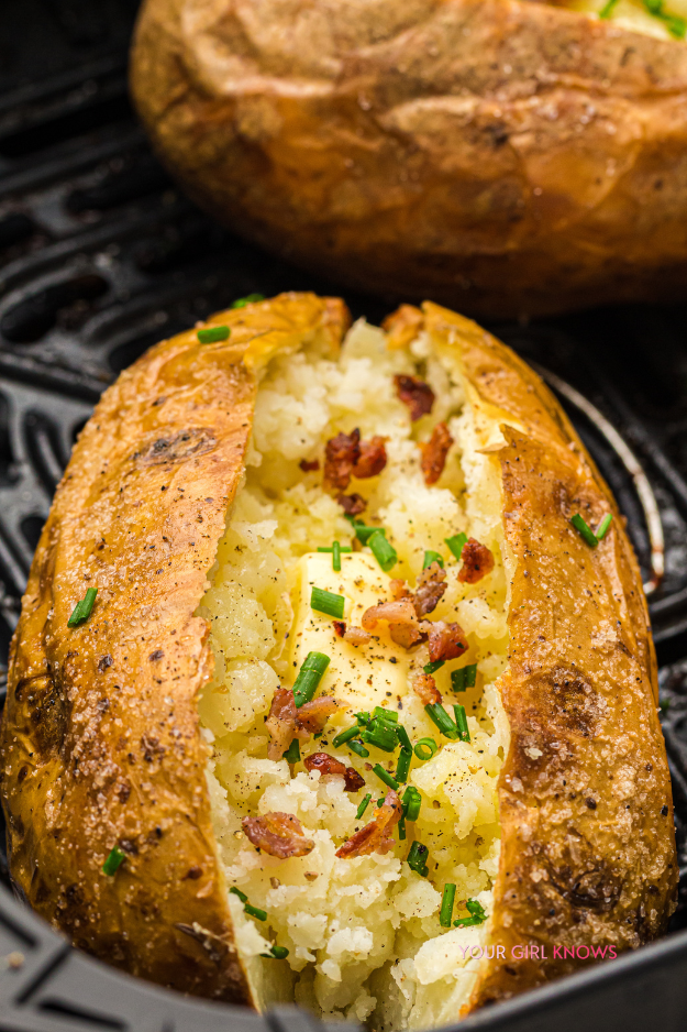 Crispy-Skinned Air Fryer Baked Potatoes That Is Ridiculously Easy to Make Crispy-Skinned Air Fryer Baked Potatoes That Is Ridiculously Easy to Make