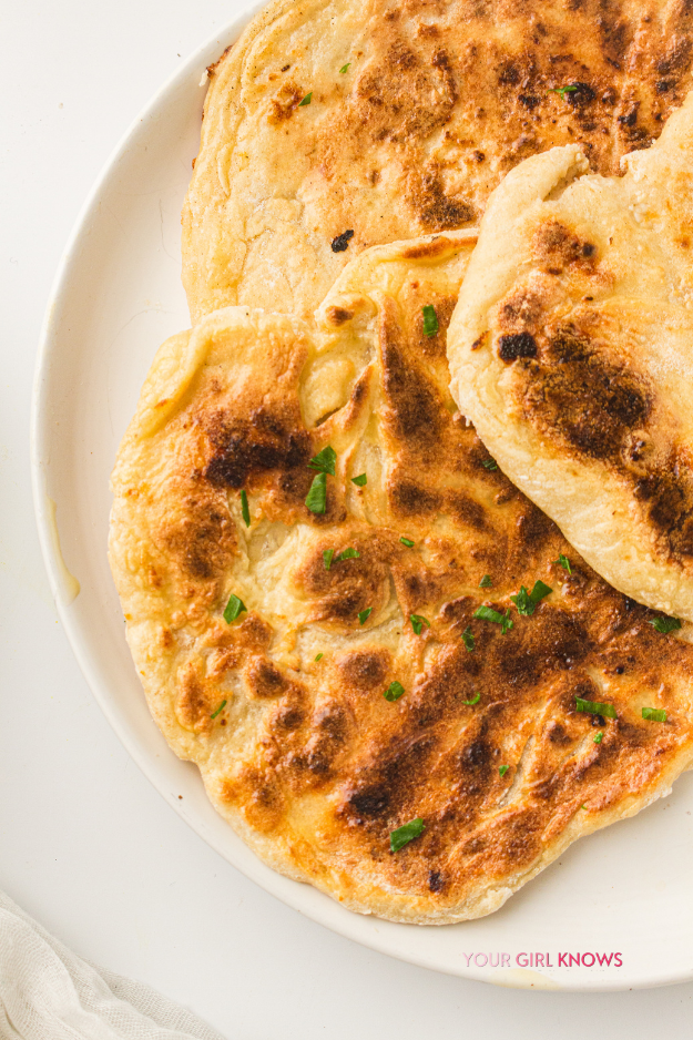 The High-Protein Cottage Cheese Flatbread You'll Want to Use for Everything The High-Protein Cottage Cheese Flatbread You'll Want to Use for Everything