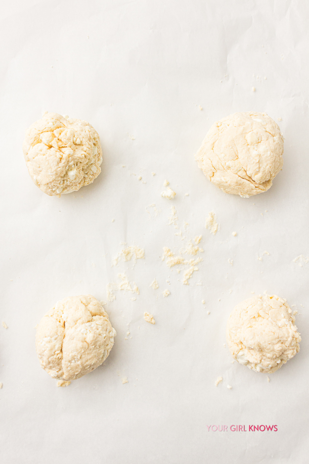 The High-Protein Cottage Cheese Flatbread You'll Want to Use for Everything The High-Protein Cottage Cheese Flatbread You'll Want to Use for Everything