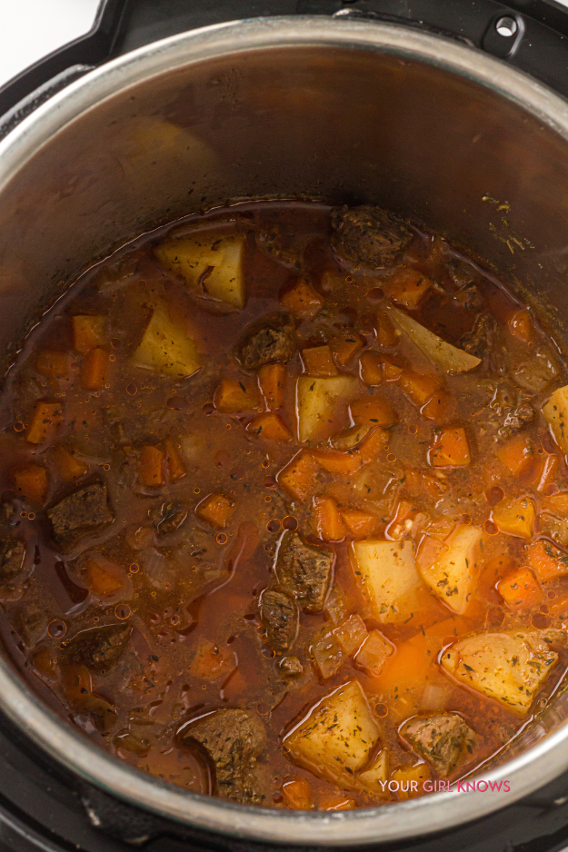 The Easy Instant Pot Beef Stew That Delivers Sunday-Dinner Flavor Without Hours of Cooking The Easy Instant Pot Beef Stew That Delivers Sunday-Dinner Flavor Without Hours of Cooking