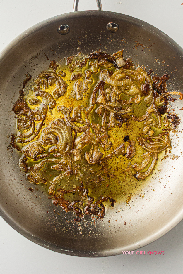 The Old-Fashioned Liver and Onions Dinner That Tastes Just Like Grandma Made It The Old-Fashioned Liver and Onions Dinner That Tastes Just Like Grandma Made It
