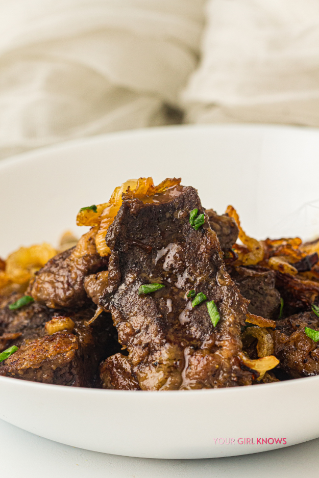 The Old-Fashioned Liver and Onions Dinner That Tastes Just Like Grandma Made It The Old-Fashioned Liver and Onions Dinner That Tastes Just Like Grandma Made It