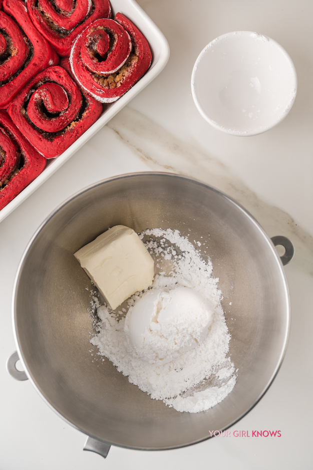 These Red Velvet Cinnamon Rolls are So Soft and Gooey, You'll Want One Straight From the Pan These Red Velvet Cinnamon Rolls are So Soft and Gooey, You'll Want One Straight From the Pan
