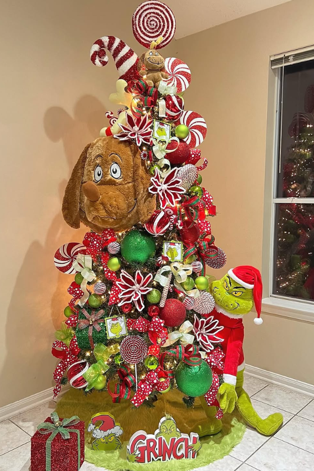 21 Creative Grinch Christmas Trees for a Whoville-Inspired Holiday Home 21 Creative Grinch Christmas Trees for a Whoville-Inspired Holiday Home